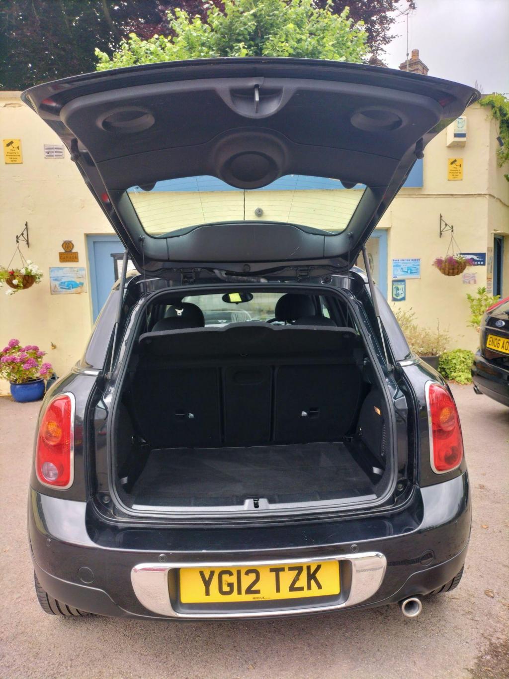 View MINI COUNTRYMAN 1.6 Cooper D ALL4 Countryman