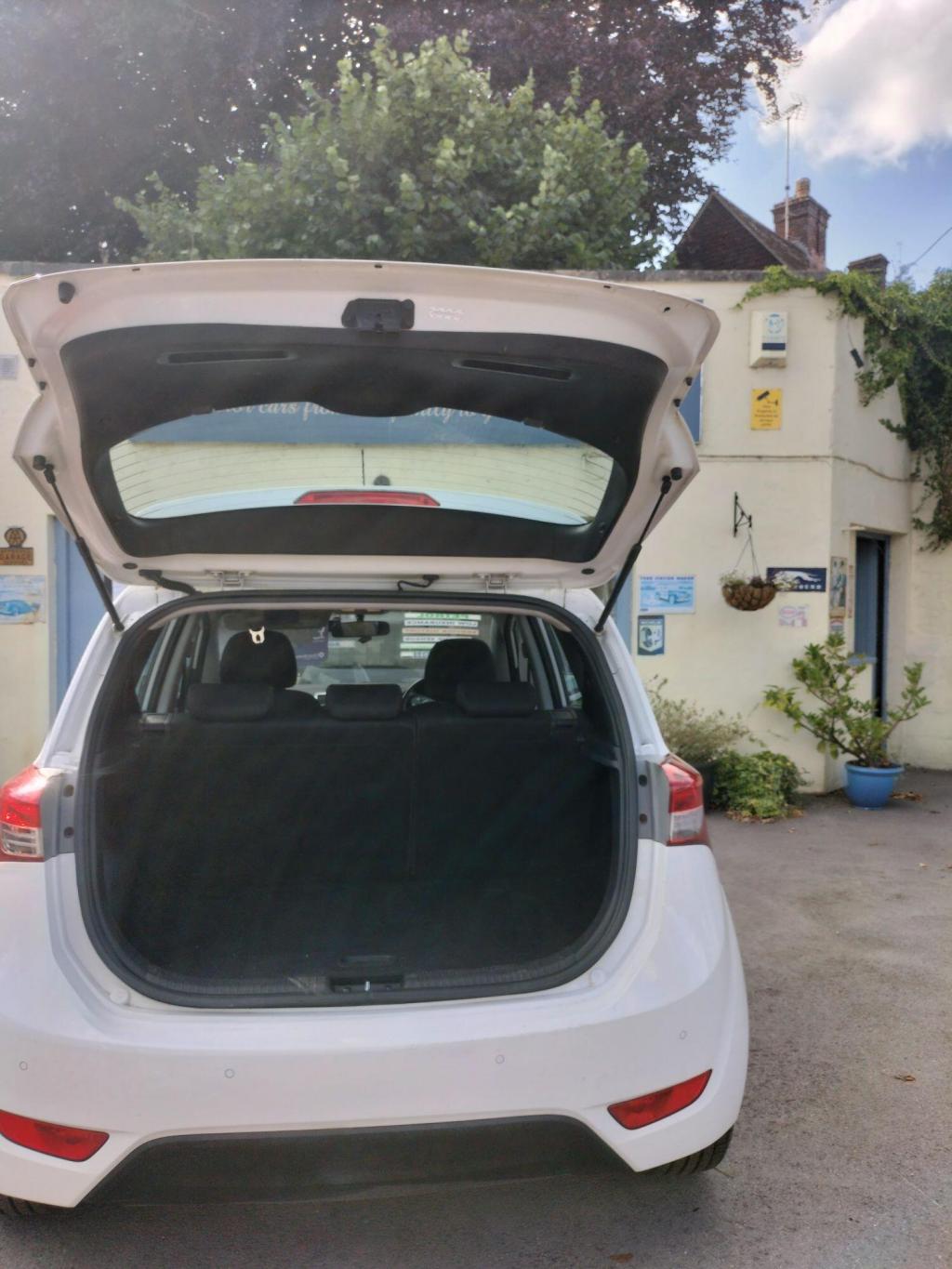 View HYUNDAI IX20 1.6 Active