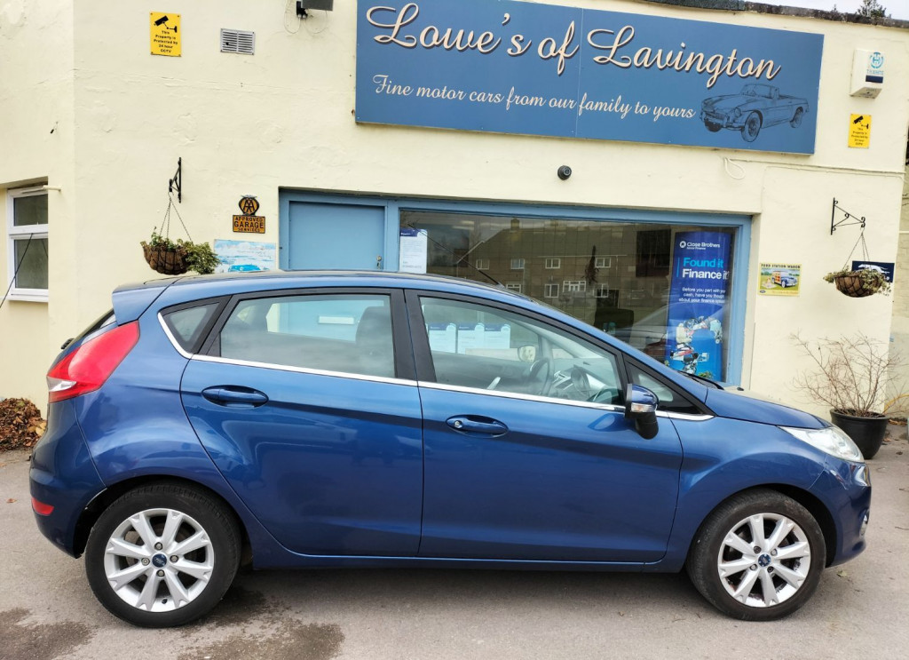 View FORD FIESTA ZETEC