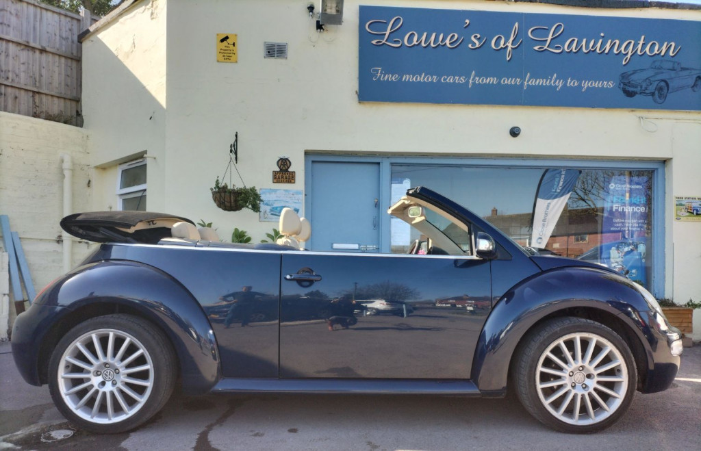 View VOLKSWAGEN BEETLE 8V