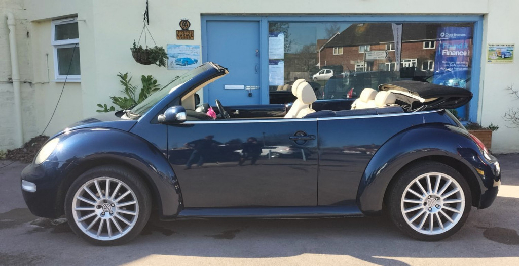 View VOLKSWAGEN BEETLE 8V