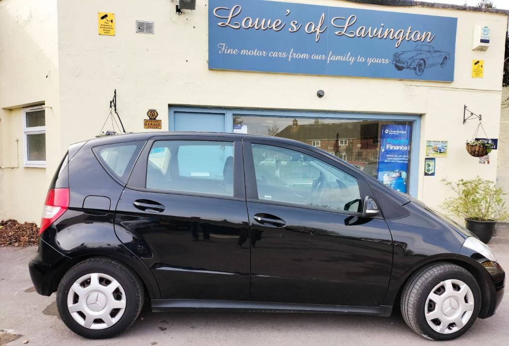 View MERCEDES-BENZ A CLASS A160 CDI CLASSIC SE