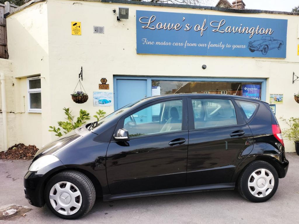 View MERCEDES-BENZ A CLASS A160 CDI CLASSIC SE