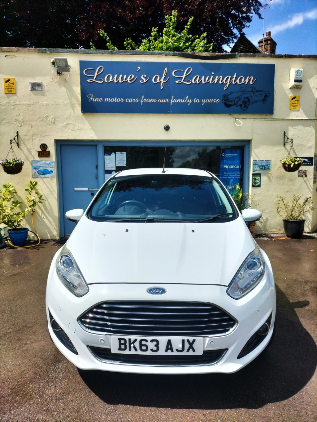 View FORD FIESTA TITANIUM X