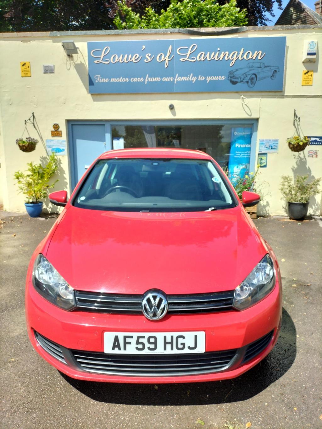 View VOLKSWAGEN GOLF SE TSI DSG