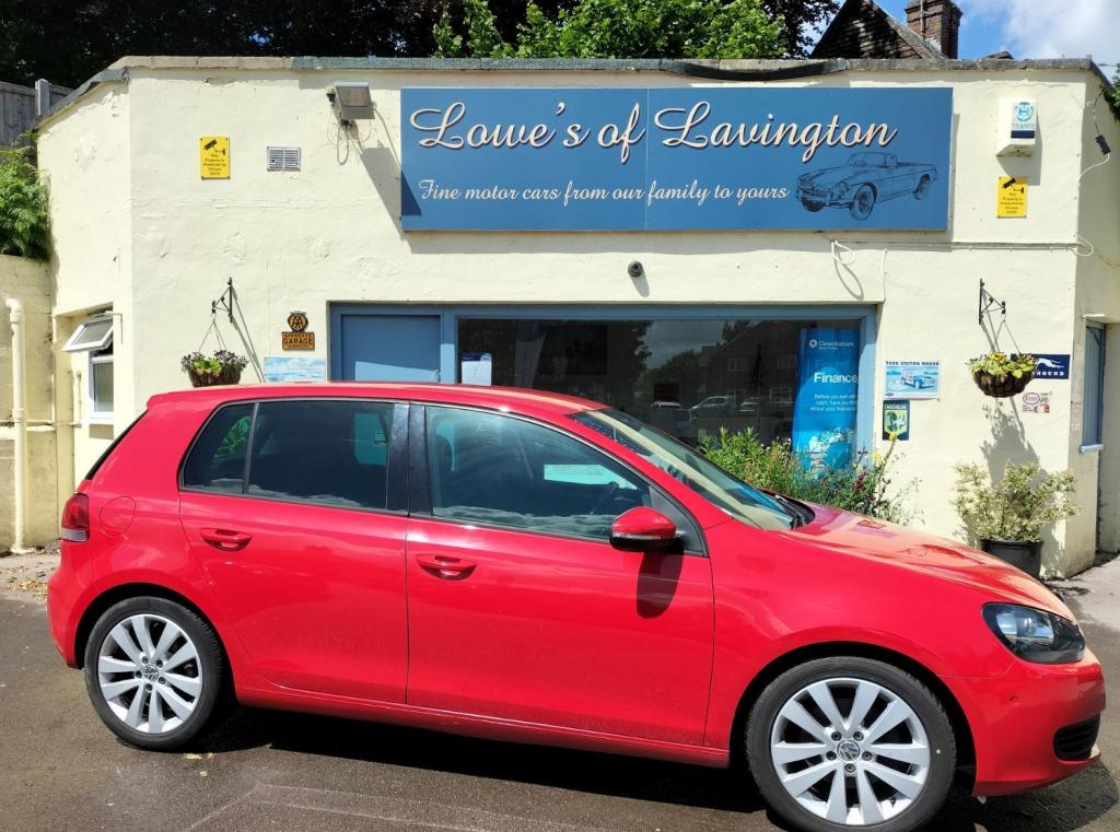 View VOLKSWAGEN GOLF SE TSI DSG