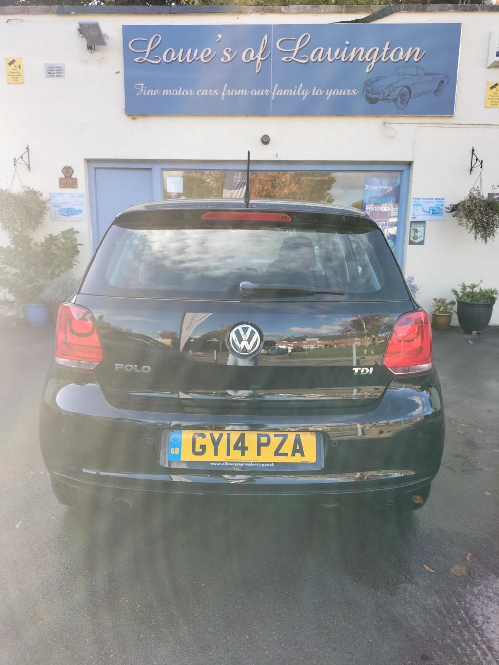 VOLKSWAGEN POLO