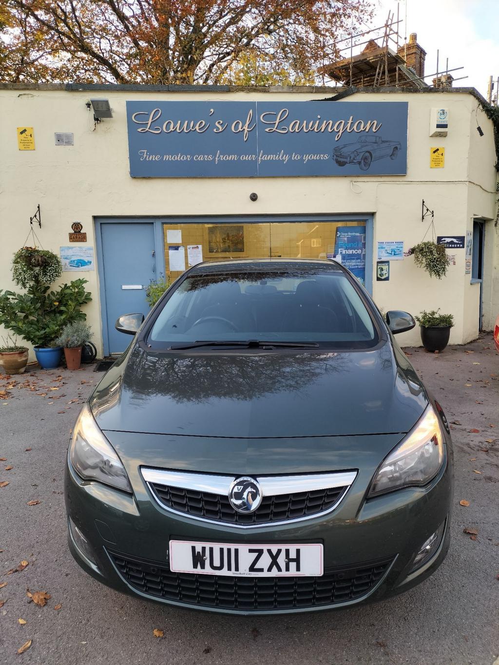 View VAUXHALL ASTRA SRI CDTI