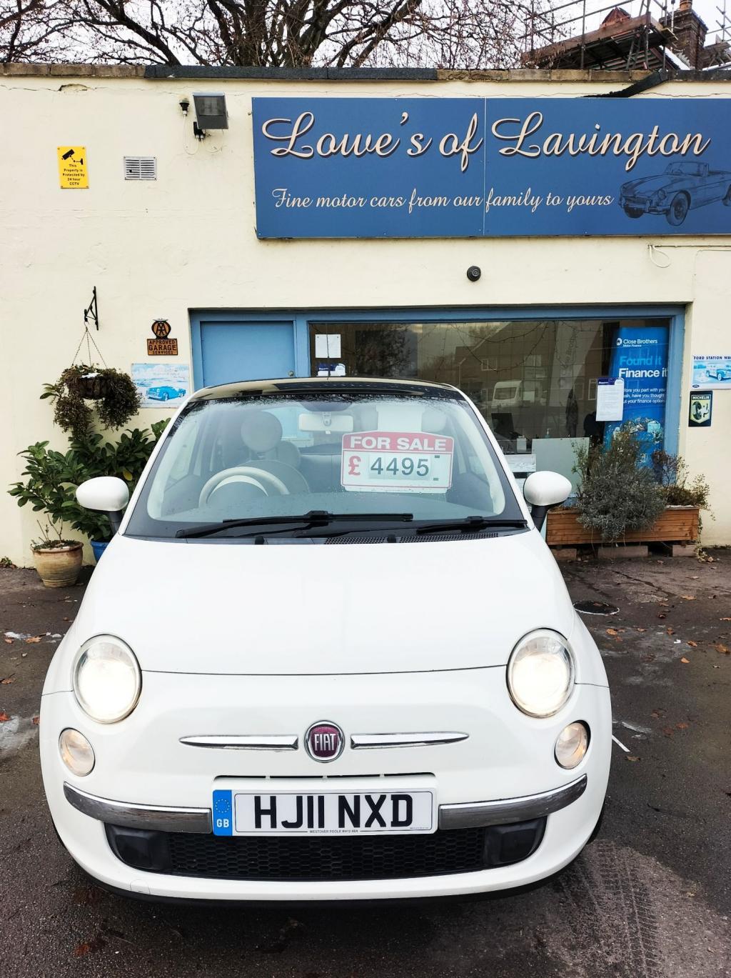 View FIAT 500 LOUNGE