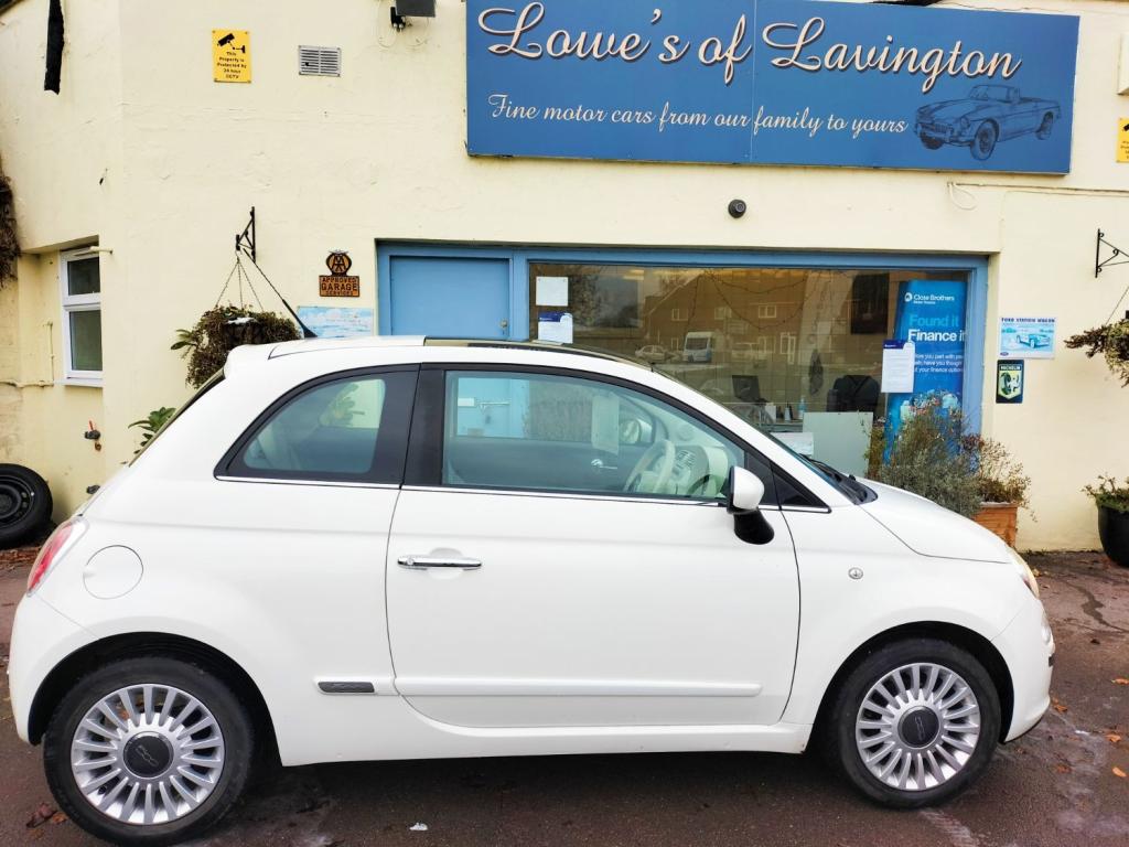 View FIAT 500 LOUNGE