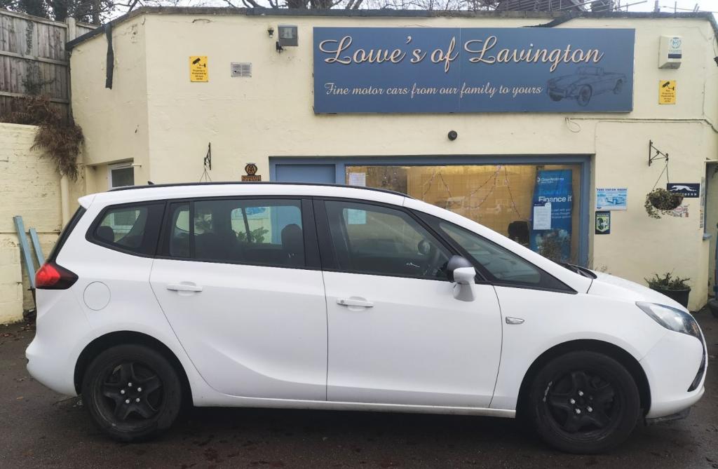 View VAUXHALL ZAFIRA TOURER EXCLUSIV CDTI