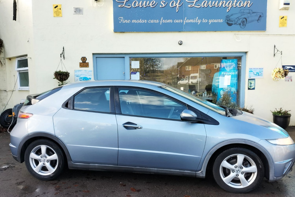 View HONDA CIVIC VTEC SE