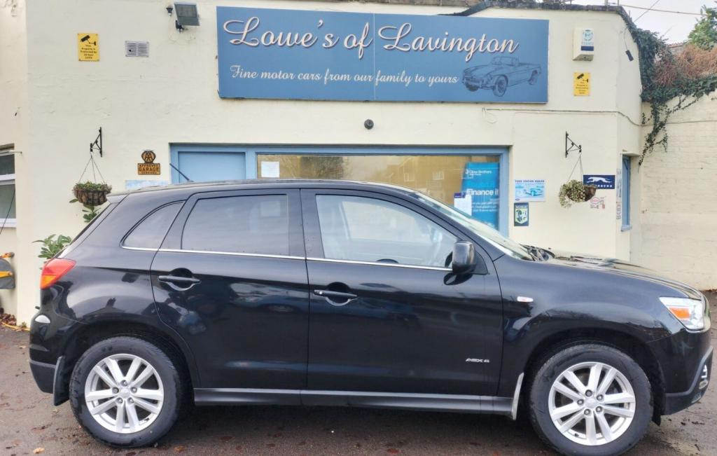 View MITSUBISHI ASX DI-D 4