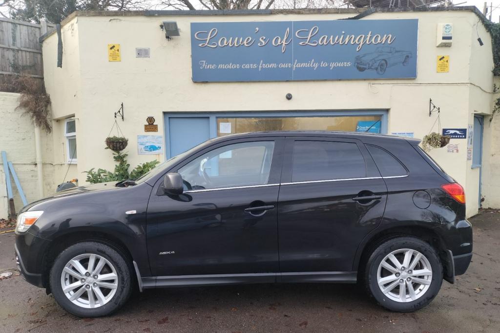 View MITSUBISHI ASX DI-D 4