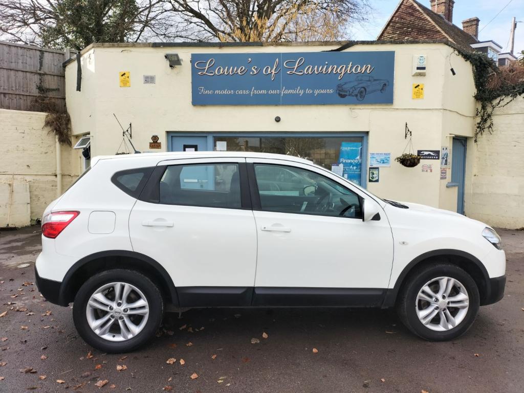 View NISSAN QASHQAI DCI ACENTA IS