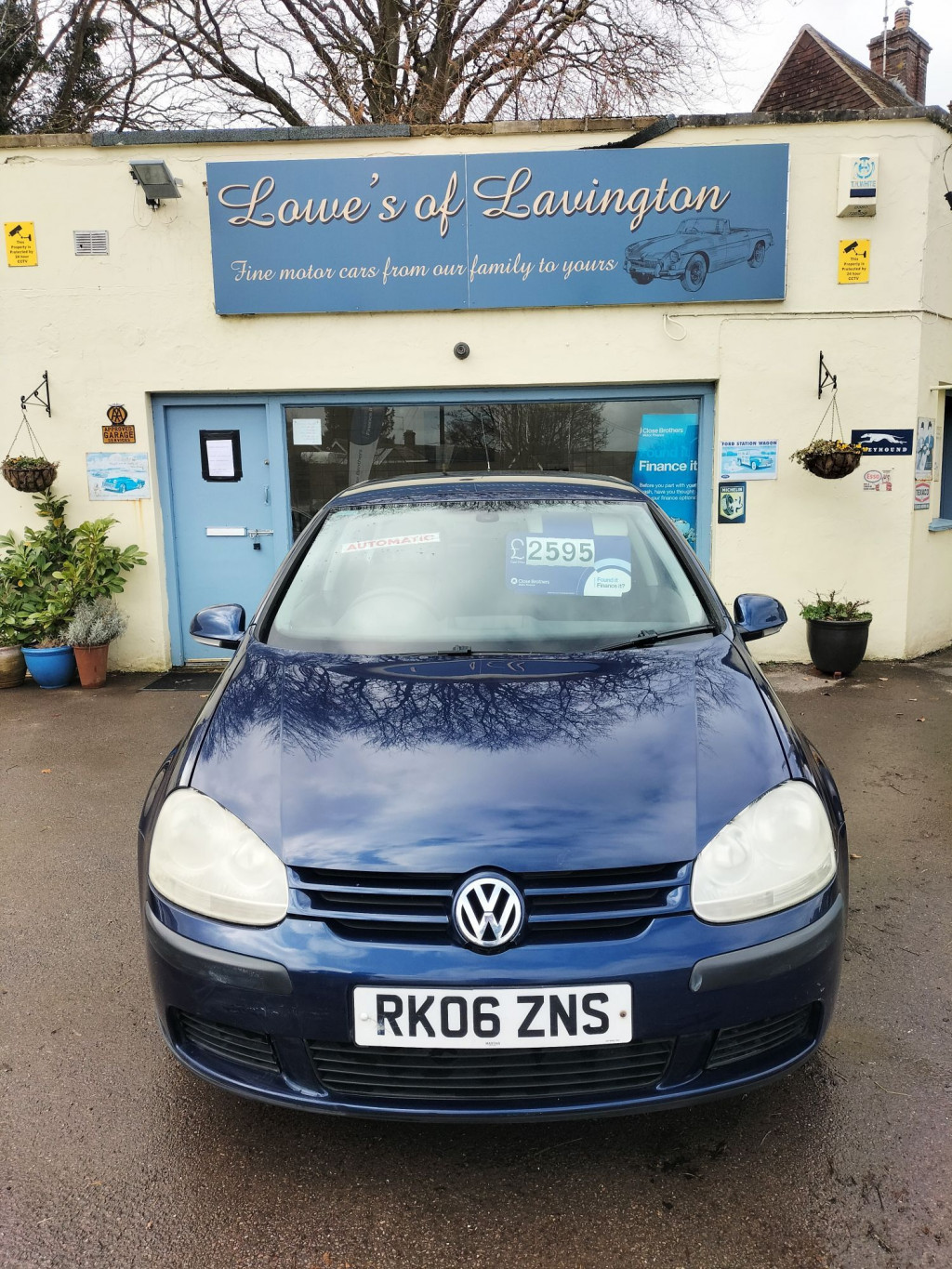 View VOLKSWAGEN GOLF SE