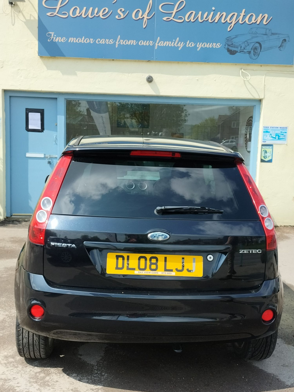 View FORD FIESTA ZETEC CLIMATE 16V