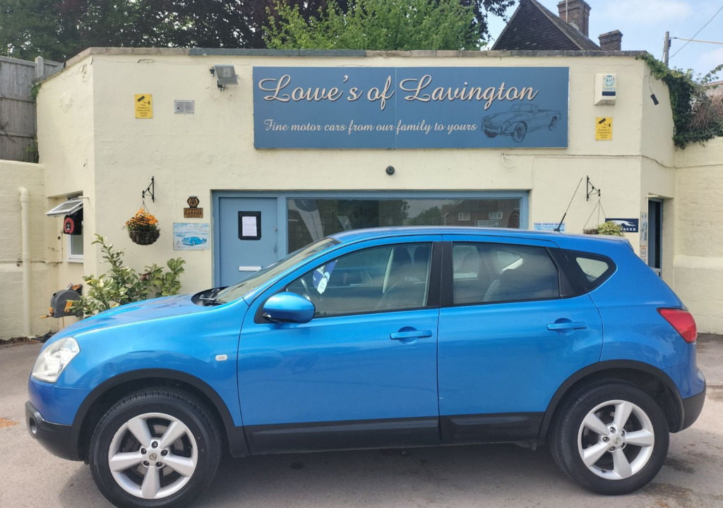 View NISSAN QASHQAI ACENTA