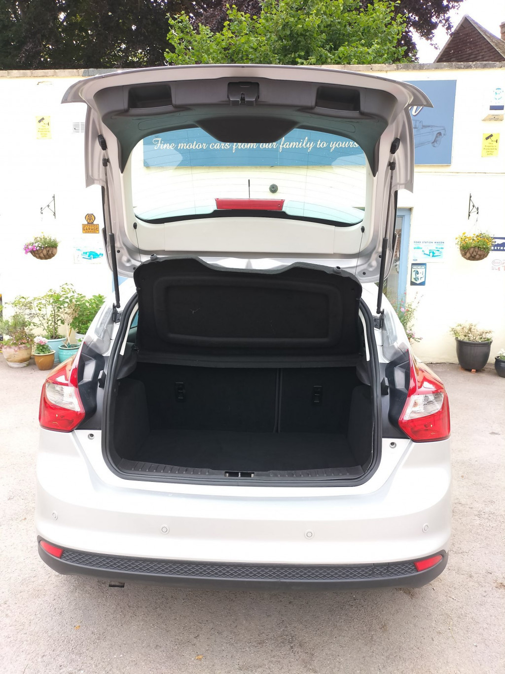 View FORD FOCUS ZETEC NAVIGATOR TDCI