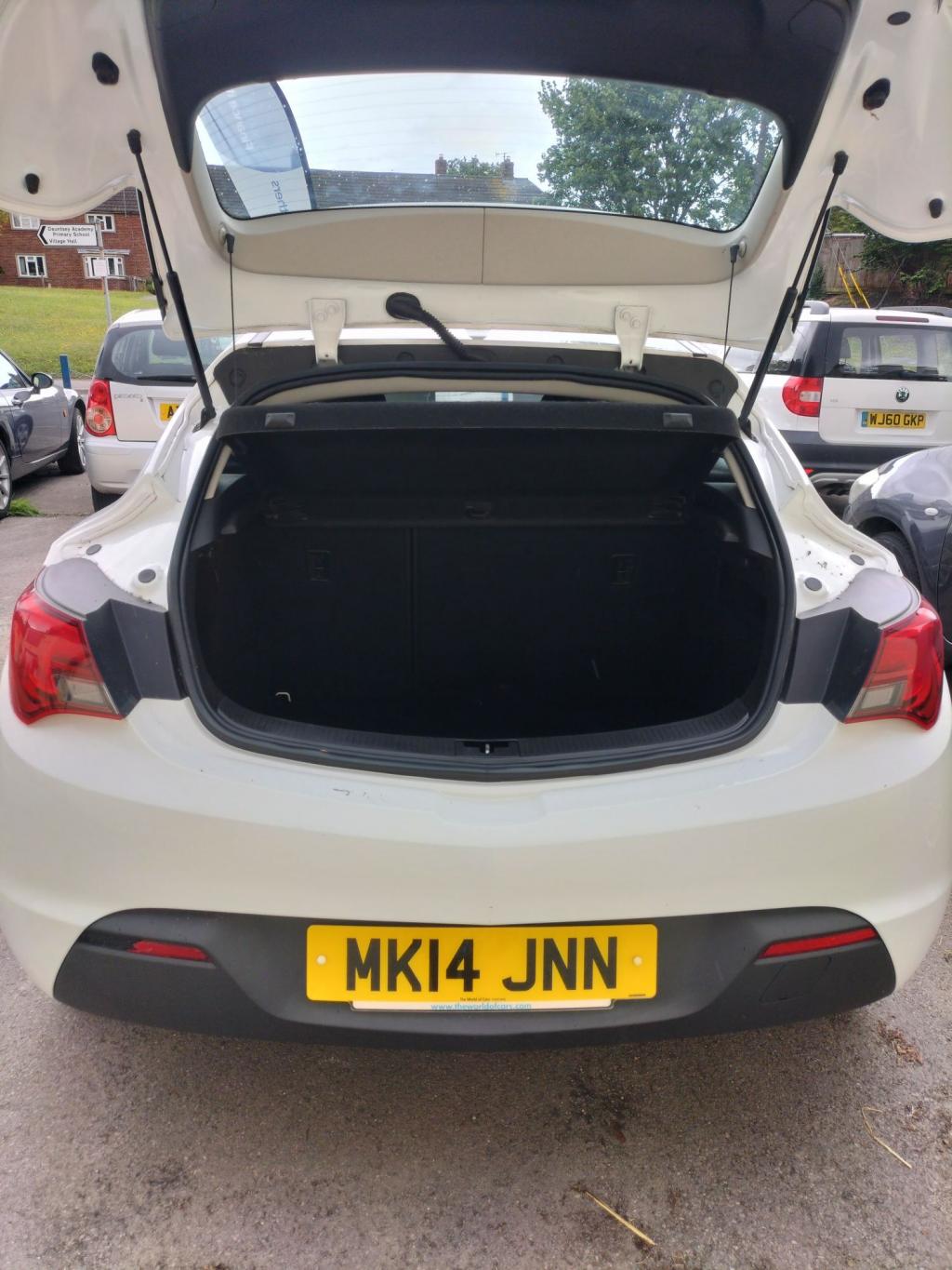 View VAUXHALL ASTRA GTC SPORT CDTI ECOFLEX SS