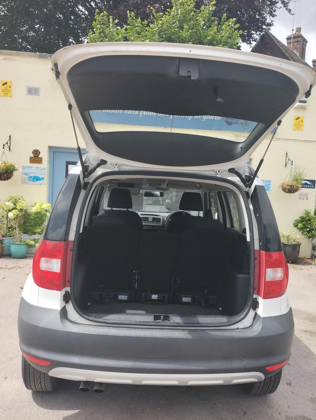 View SKODA YETI S TDI CR