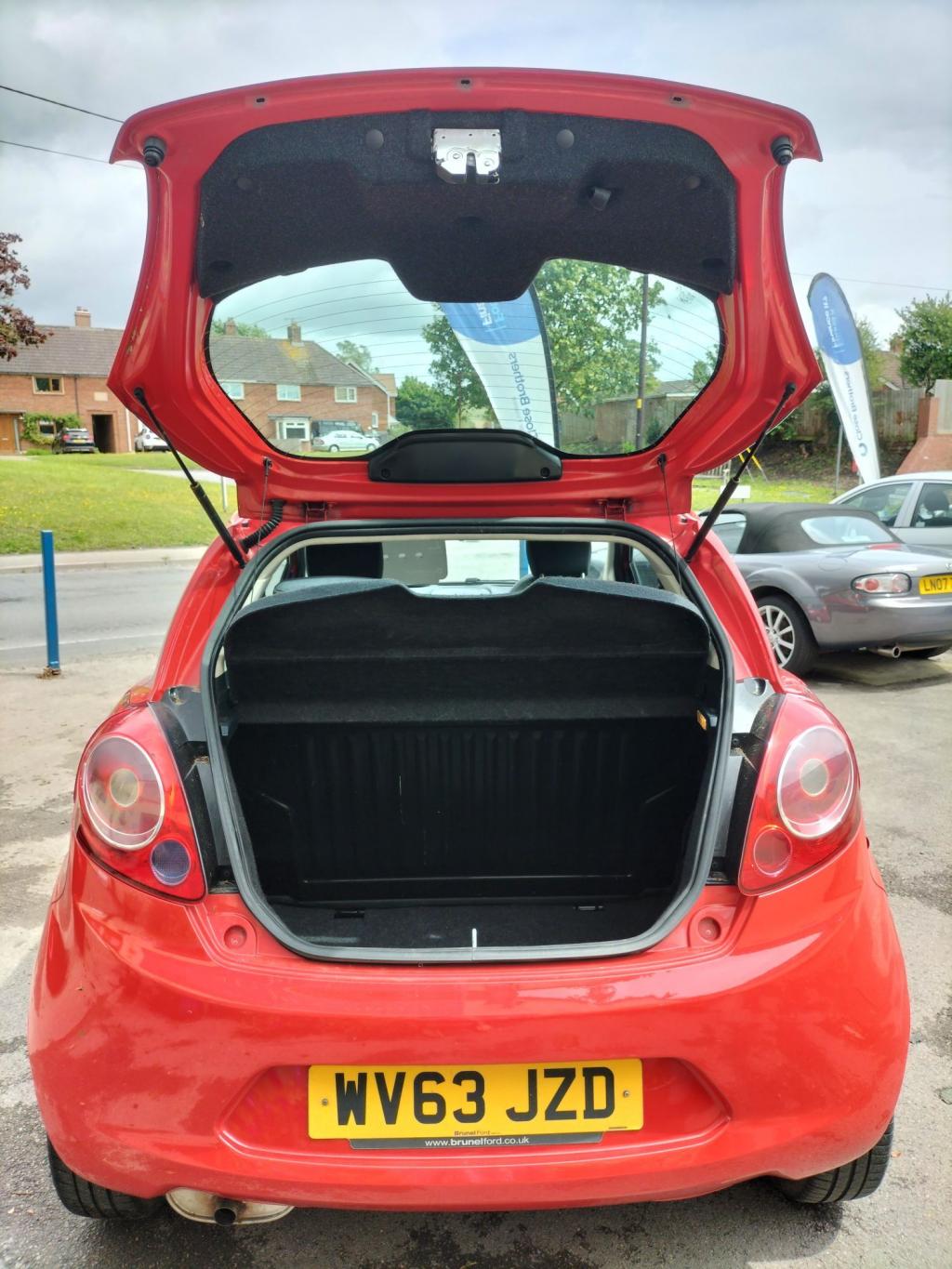 FORD KA