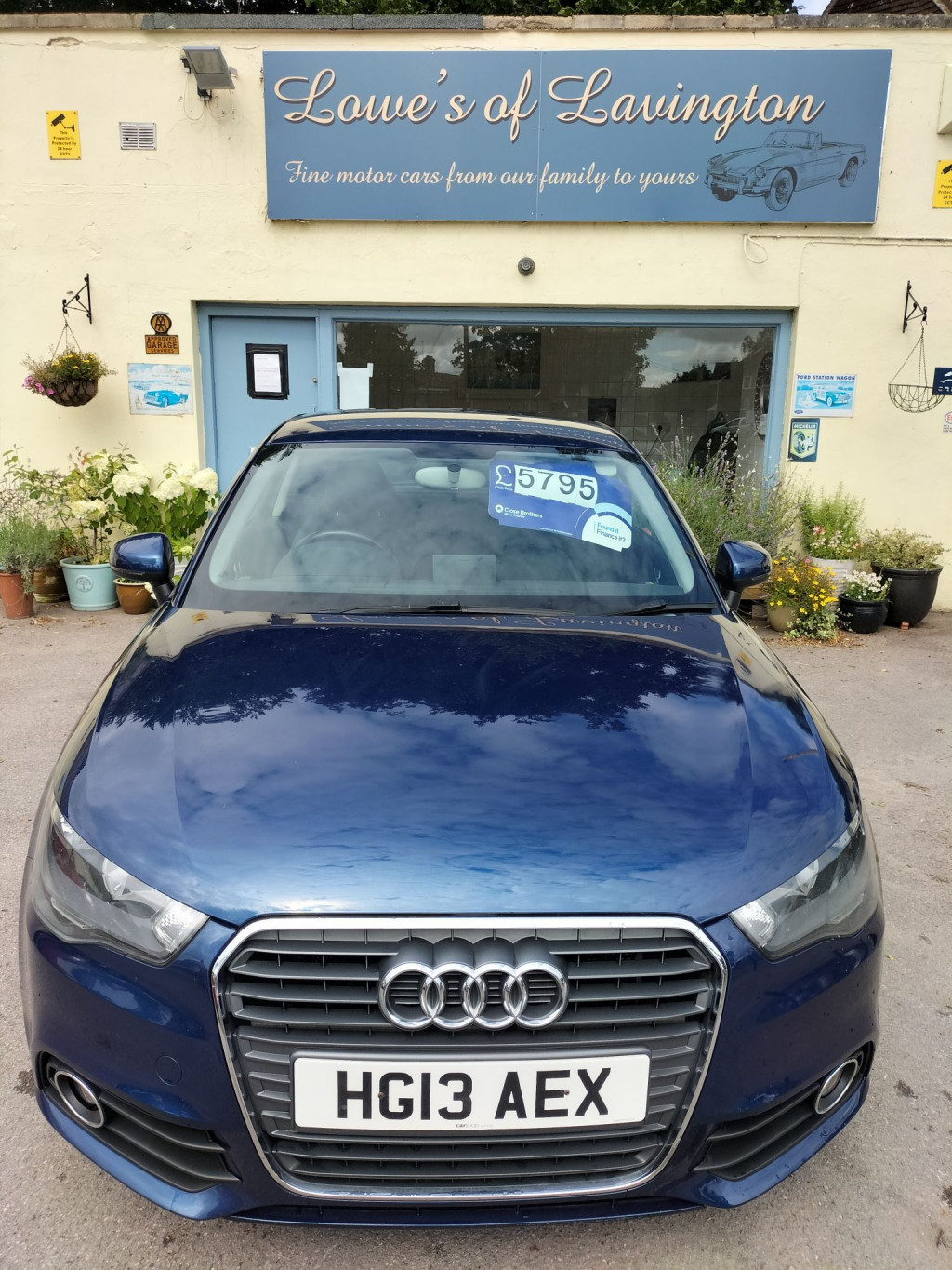 View AUDI A1 TDI SPORT