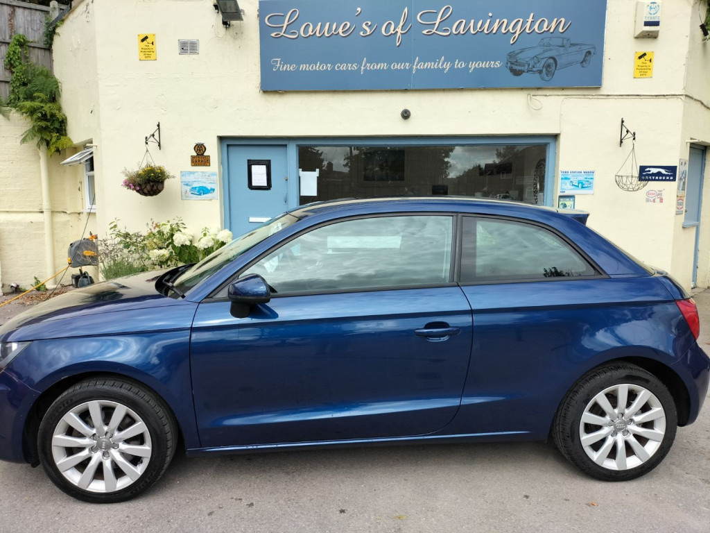 View AUDI A1 TDI SPORT