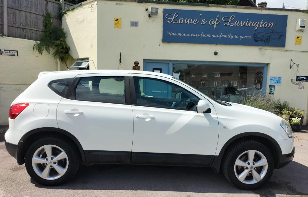 View NISSAN QASHQAI ACENTA DCI