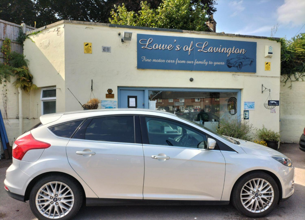 View FORD FOCUS ZETEC NAVIGATOR