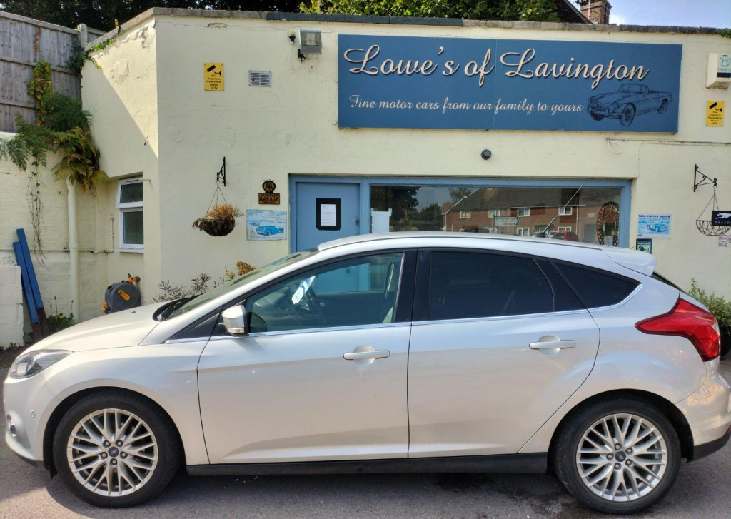 View FORD FOCUS ZETEC NAVIGATOR