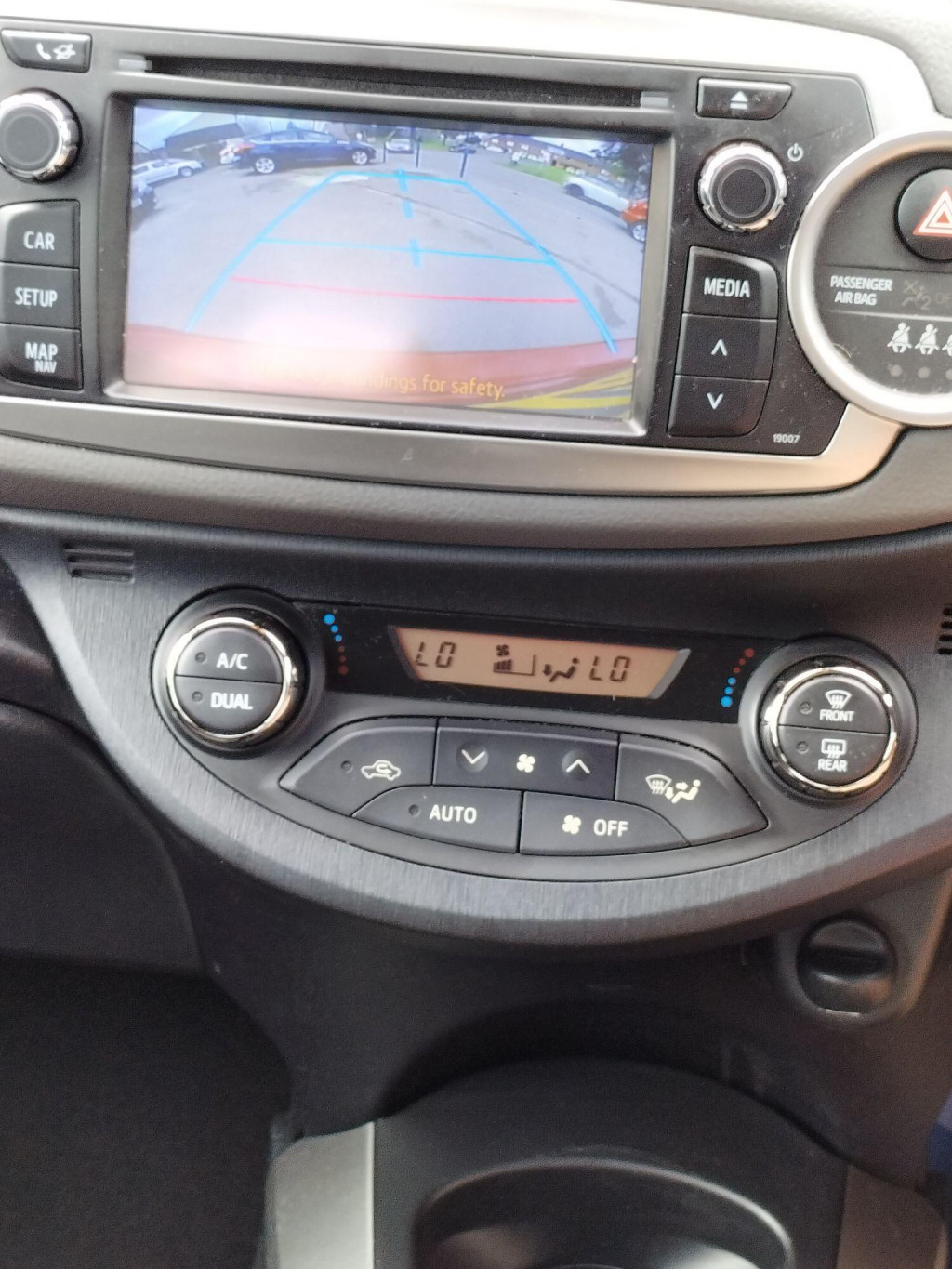 View TOYOTA YARIS 1.4 D-4D Icon Plus