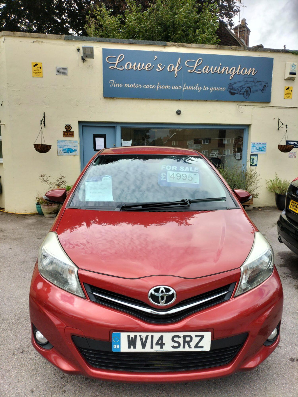 View TOYOTA YARIS 1.4 D-4D Icon Plus