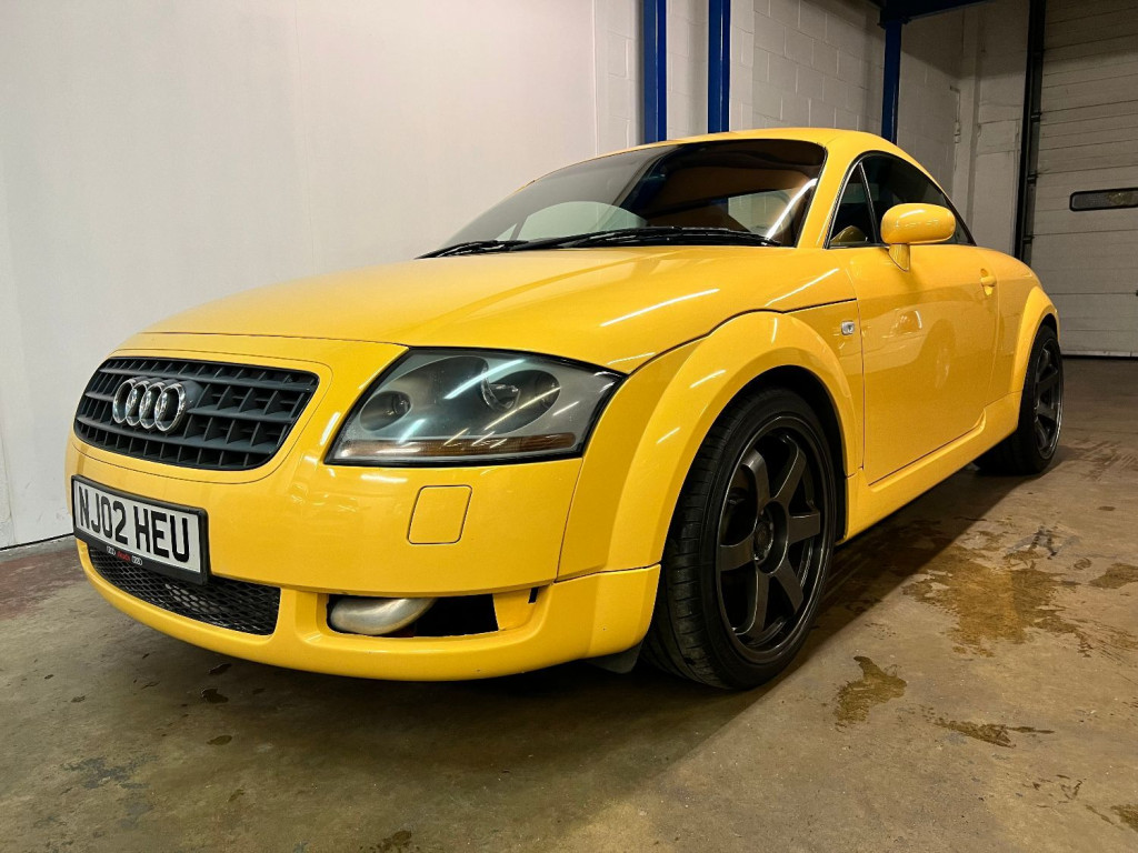 AUDI TT