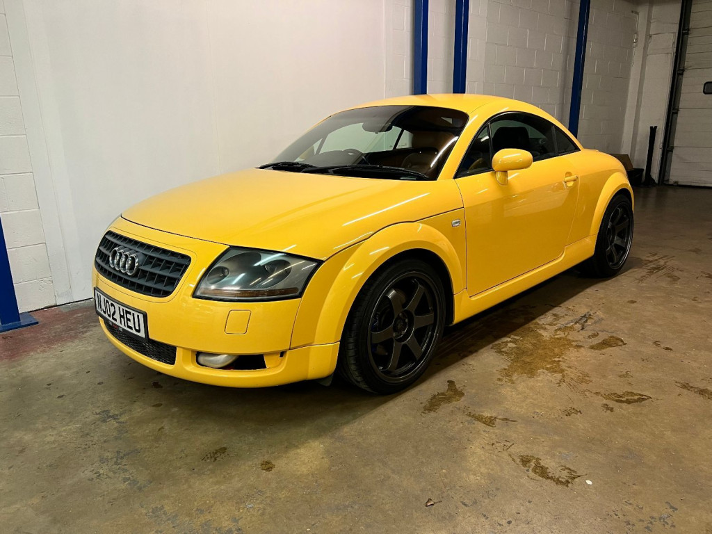 AUDI TT