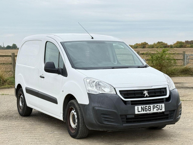 PEUGEOT PARTNER