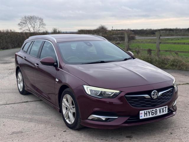 VAUXHALL INSIGNIA