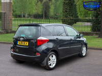 TOYOTA VERSO