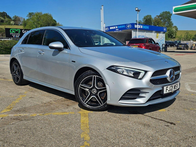 MERCEDES-BENZ