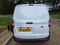 FORD TRANSIT COURIER