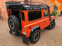 LAND ROVER DEFENDER 90