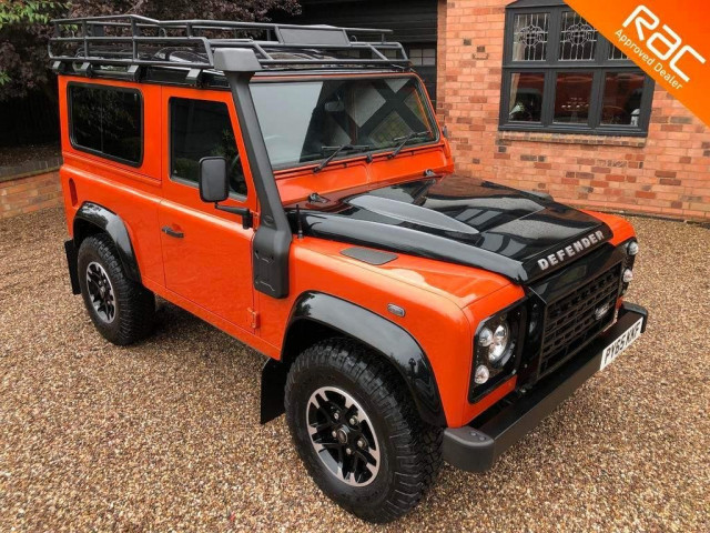 LAND ROVER DEFENDER 90