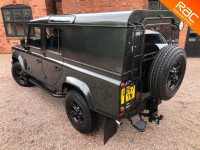 LAND ROVER DEFENDER 110