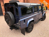 LAND ROVER DEFENDER 110