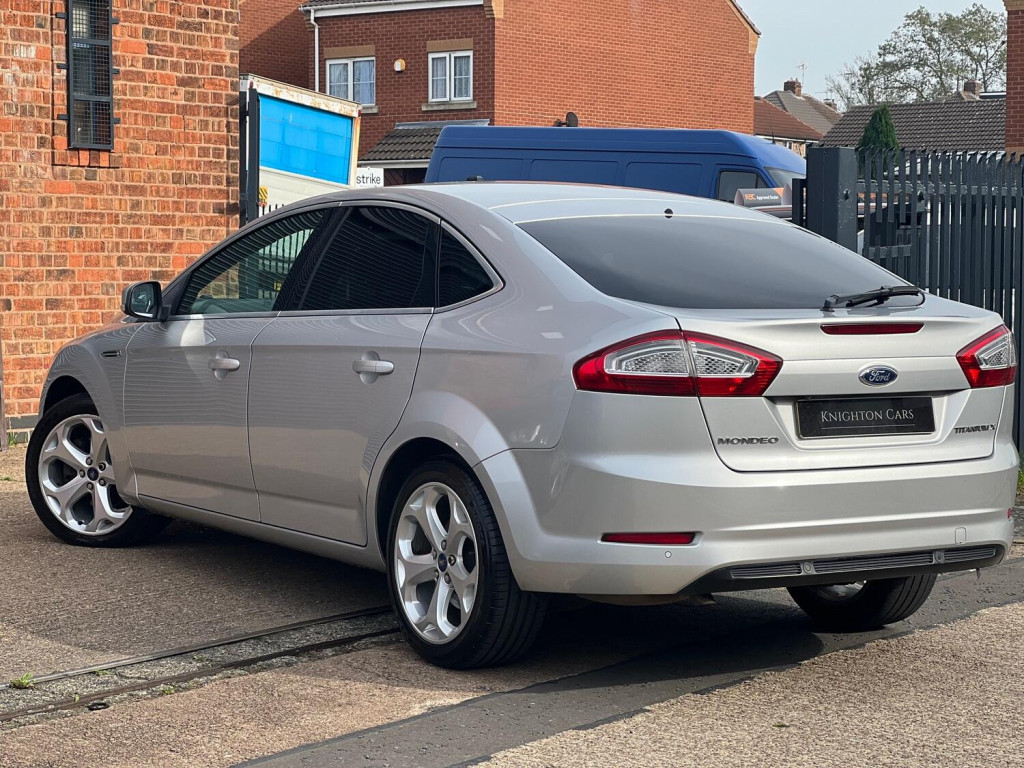 FORD MONDEO