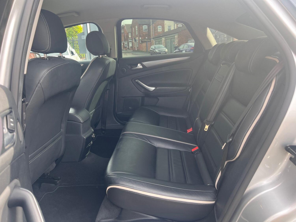 FORD MONDEO