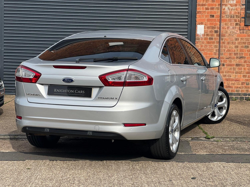 FORD MONDEO