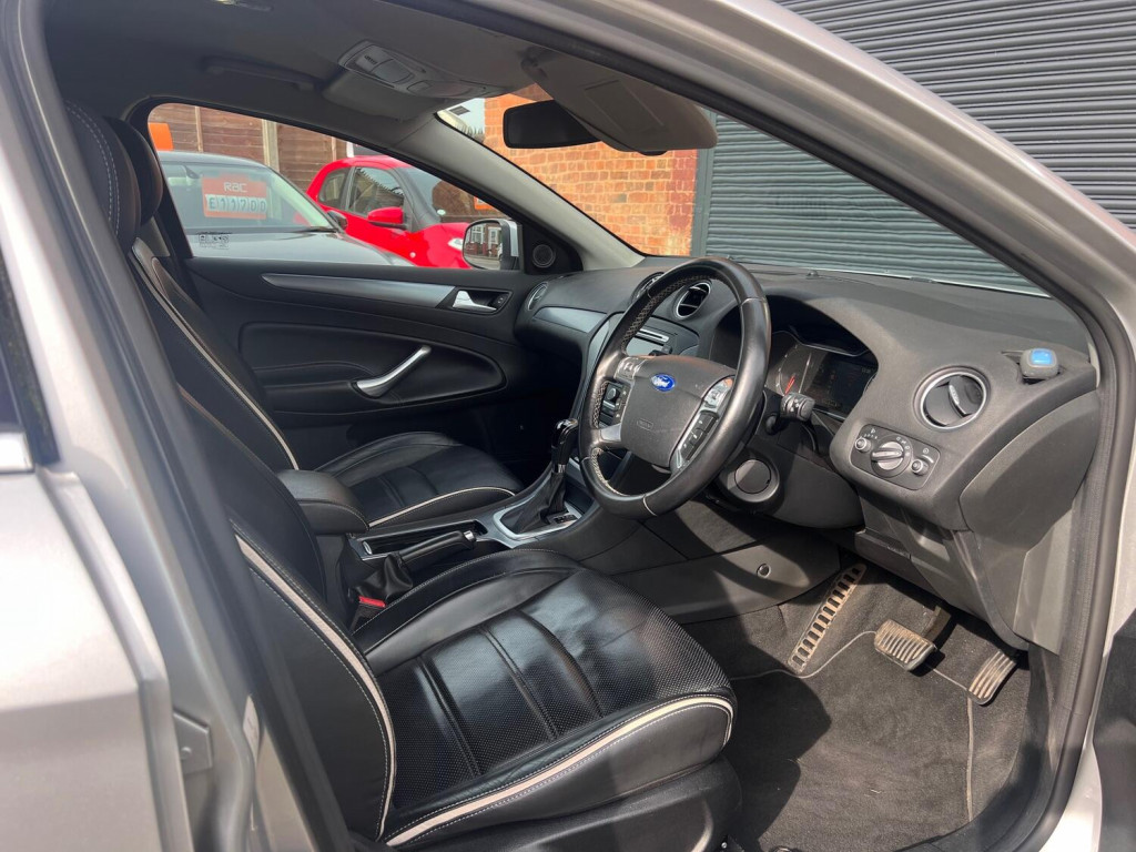 FORD MONDEO