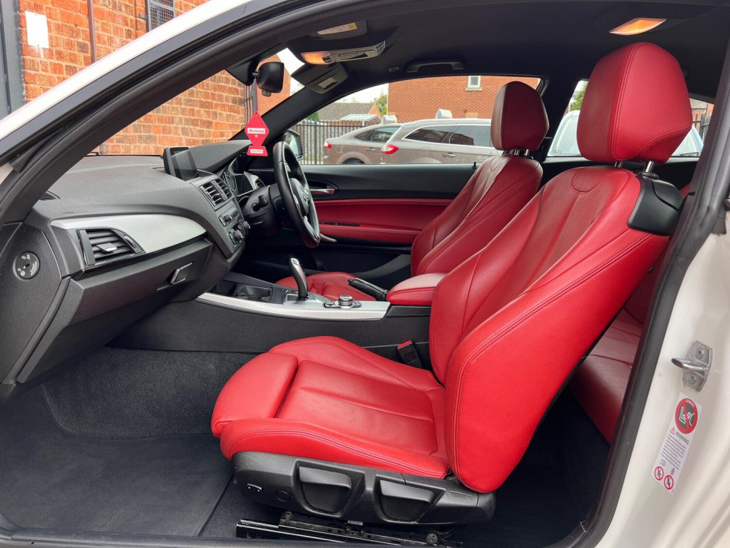 BMW 1 SERIES