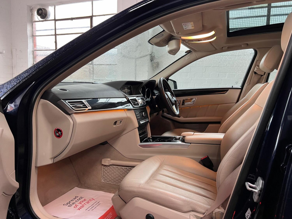 MERCEDES-BENZ E CLASS